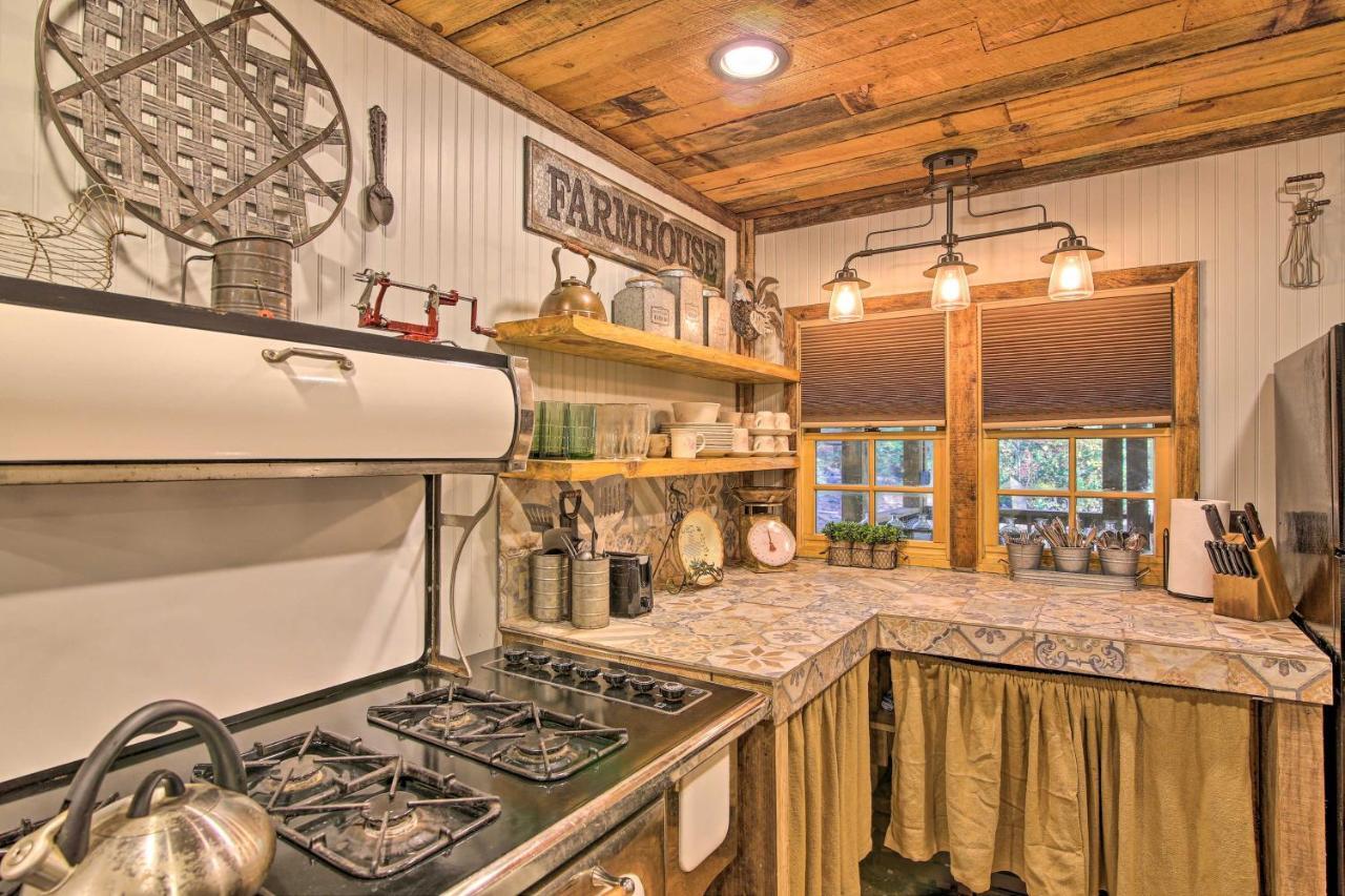 5-Acre North Georgia Mountain Retreat With Creek! Βίλα Sautee Nacoochee Εξωτερικό φωτογραφία