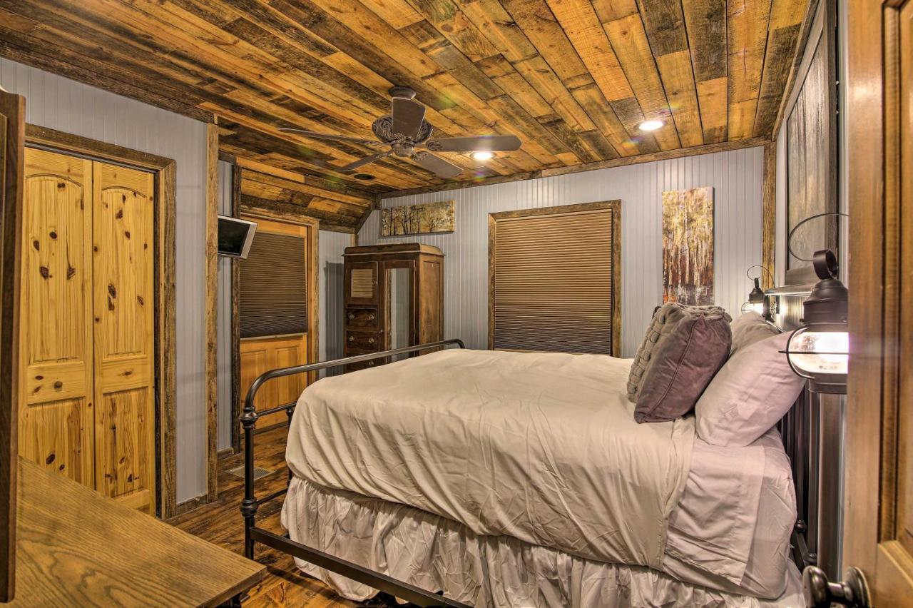 5-Acre North Georgia Mountain Retreat With Creek! Βίλα Sautee Nacoochee Εξωτερικό φωτογραφία